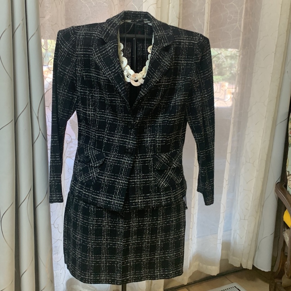 Gorgeous Plaid Suit